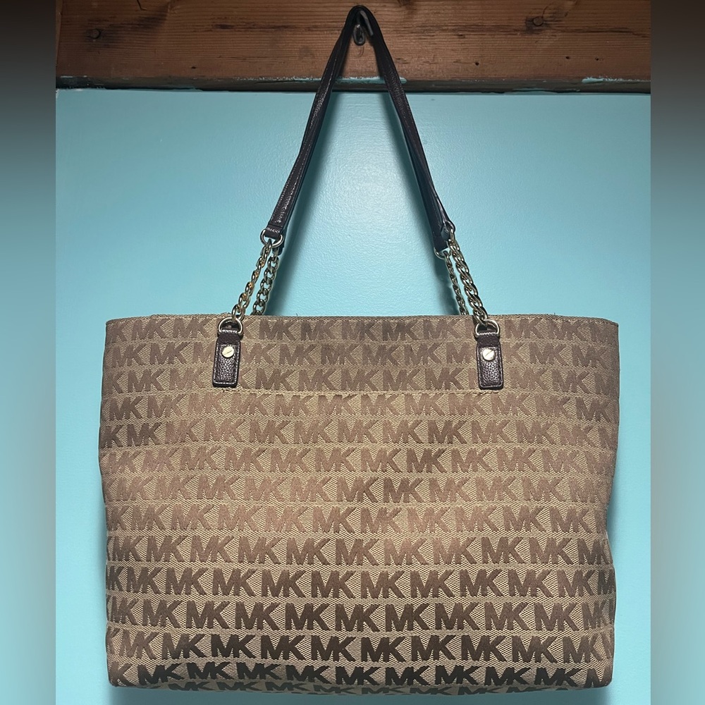Michael Kors tote Tan and Brown Logo Tote - Picture 5 of 13